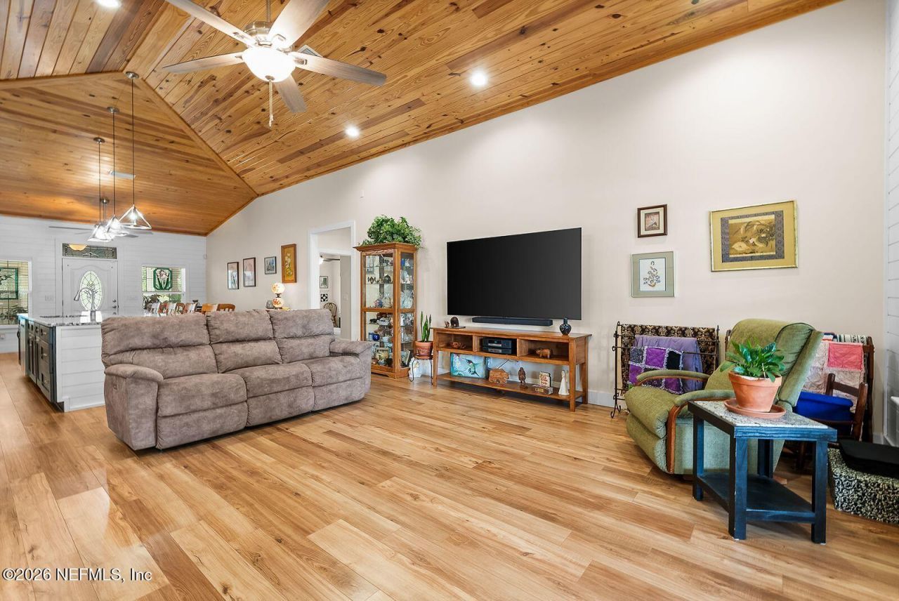 8449 Lily Lake Road, Melrose, FL 32666 Photo