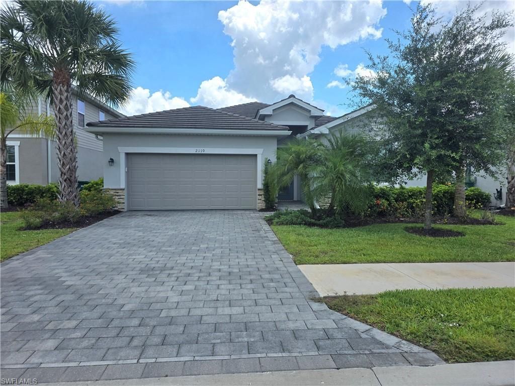 2110 Hamlin St , Naples, FL 34120 Main Photo