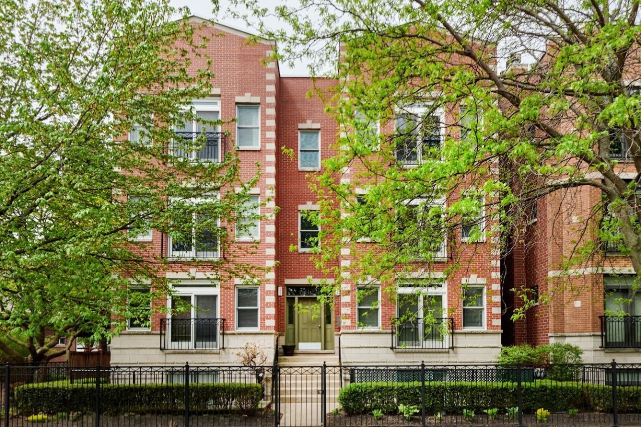 6024 N Damen Avenue, Unit 2N, Chicago, IL 60659 Main Photo