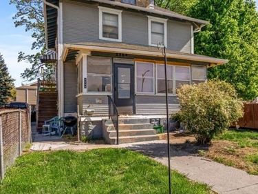 2864 Bristol Street, Omaha, NE 68111