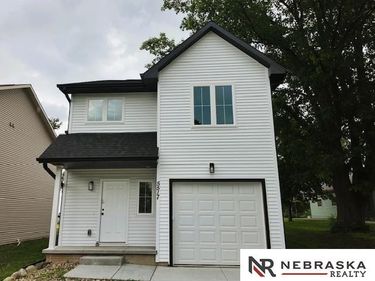 5517 N 52 Street, Omaha, NE 68104
