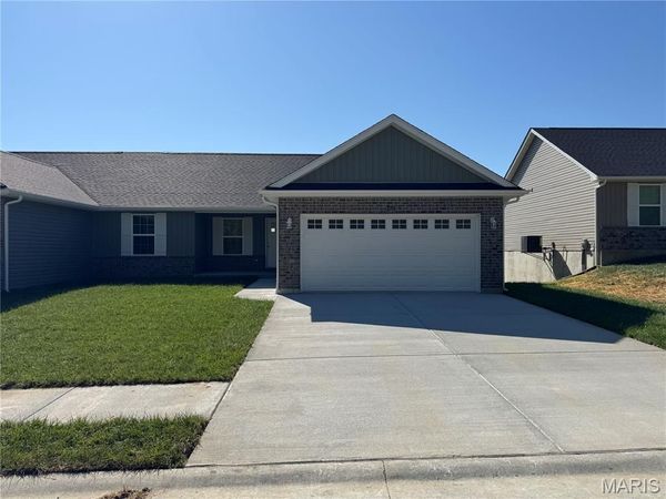 270 Railroad Street, Moscow Mills, MO 63362