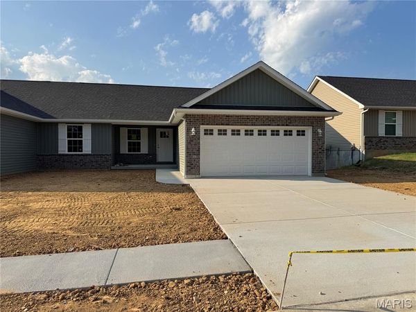 270 Railroad Street, Moscow Mills, MO 63362