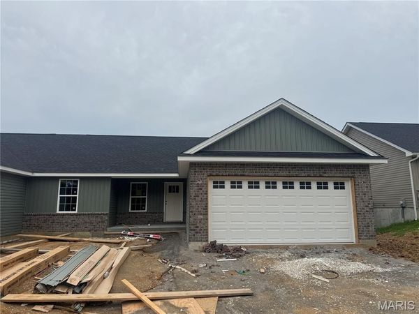 270 Railroad Street , Moscow Mills, MO 63362