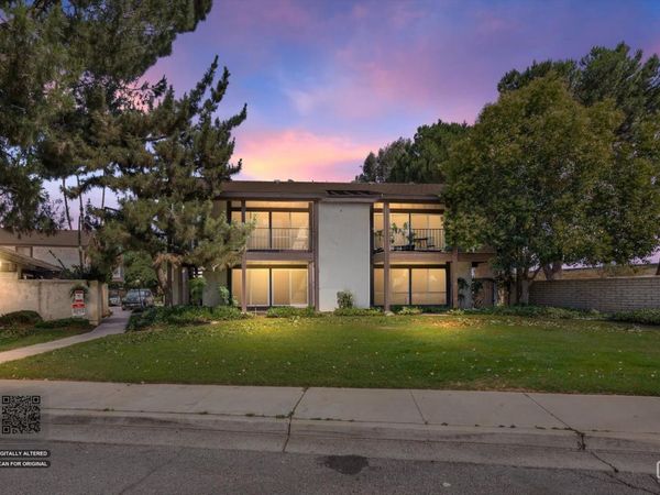 3333 El Encanto Court, Unit 19, Bakersfield, CA 93301
