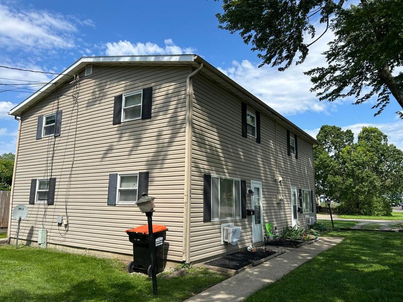 95 S 24th Street , Newark, OH 43055 Photo 4