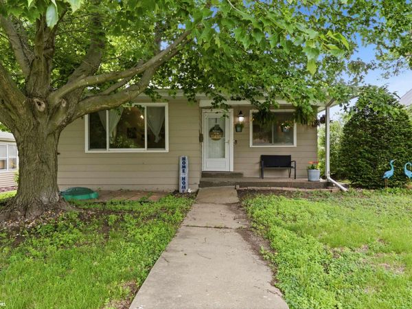 310 N Pine Street, New London, IA 52645