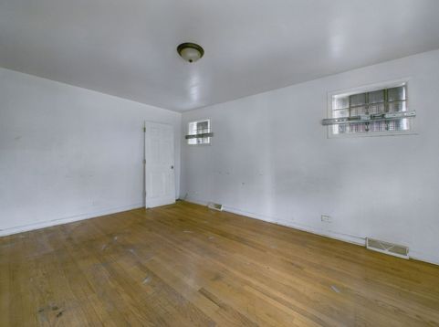 Main Photo
