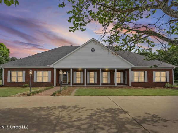 109 Tena Cove, Senatobia, MS 38668