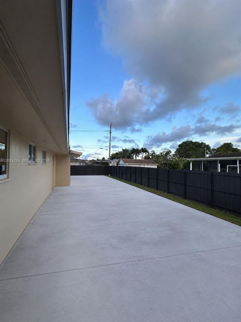 19921 Dothan Rd , Cutler Bay, FL 33157 Photo