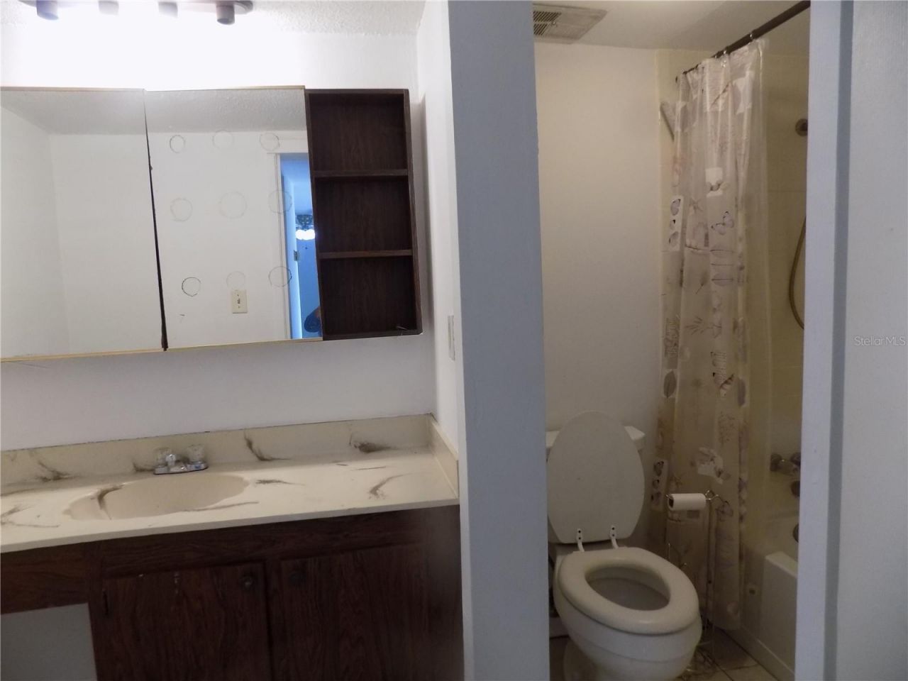 2811 SW Archer Road , Unit x 201, Gainesville, FL 32608 Photo