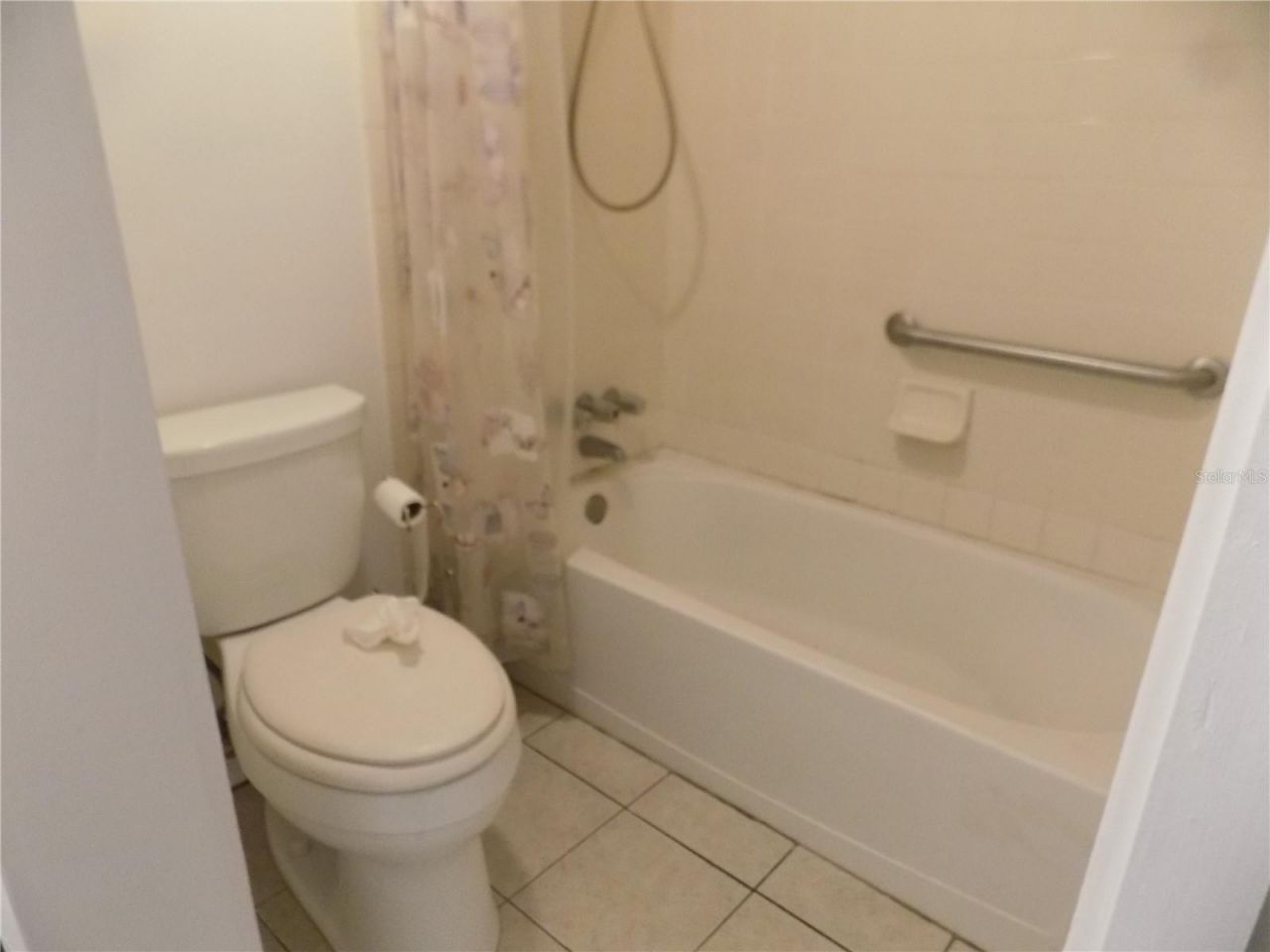 2811 SW Archer Road , Unit x 201, Gainesville, FL 32608 Photo