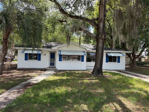 301 S SEMINOLE AVENUE , MINNEOLA, FL 34715
