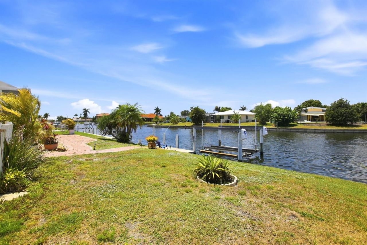 747 Bal Harbor Boulevard , Punta Gorda, FL 33950 Photo