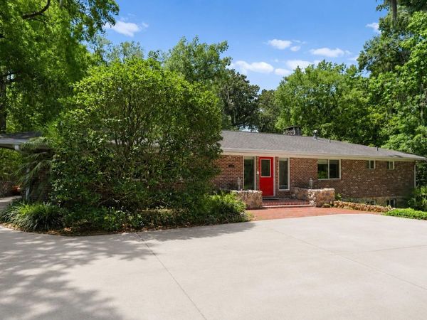 1915 NW 16TH AVENUE , GAINESVILLE, FL 32605