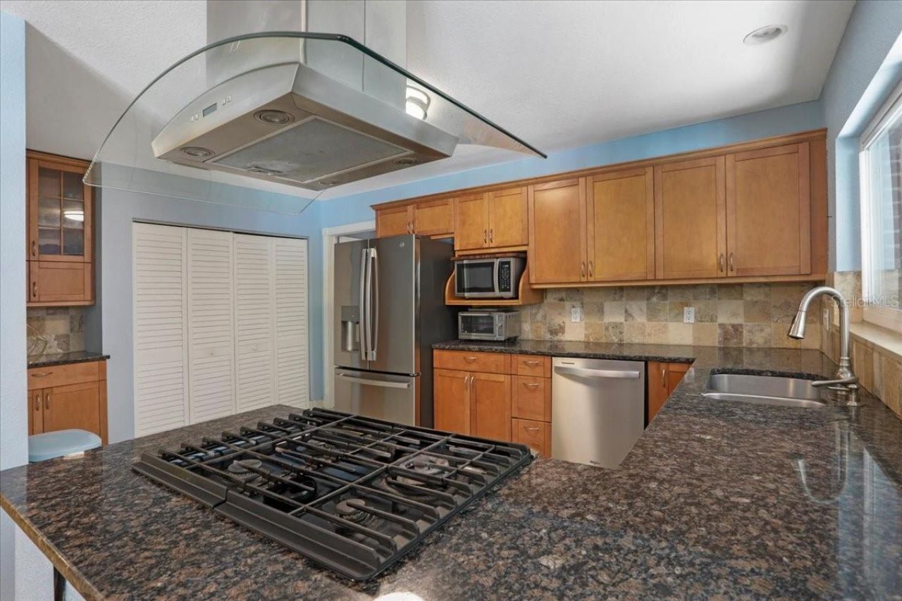 1915 NW 16th Avenue, Gainesville, FL 32605 Photo