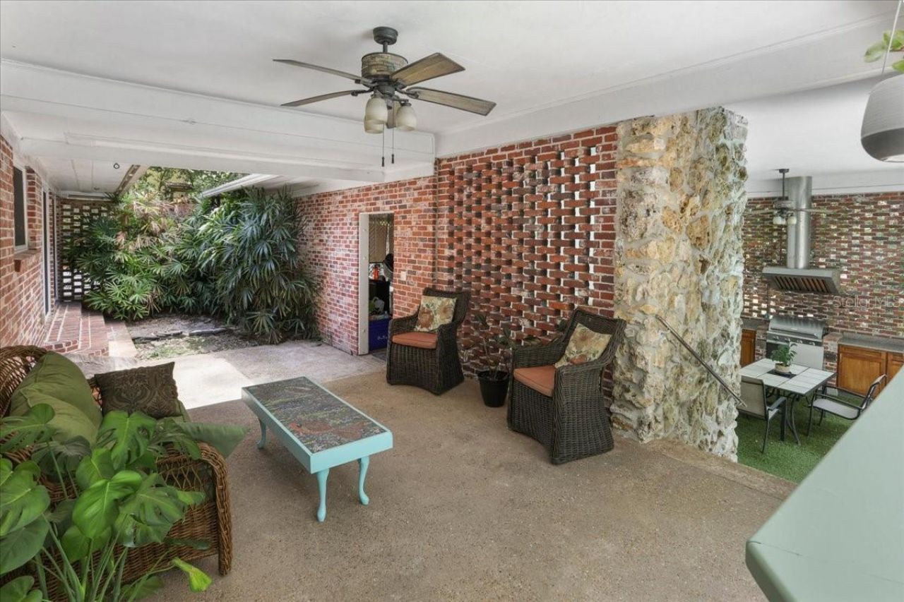 1915 NW 16th Avenue, Gainesville, FL 32605 Photo