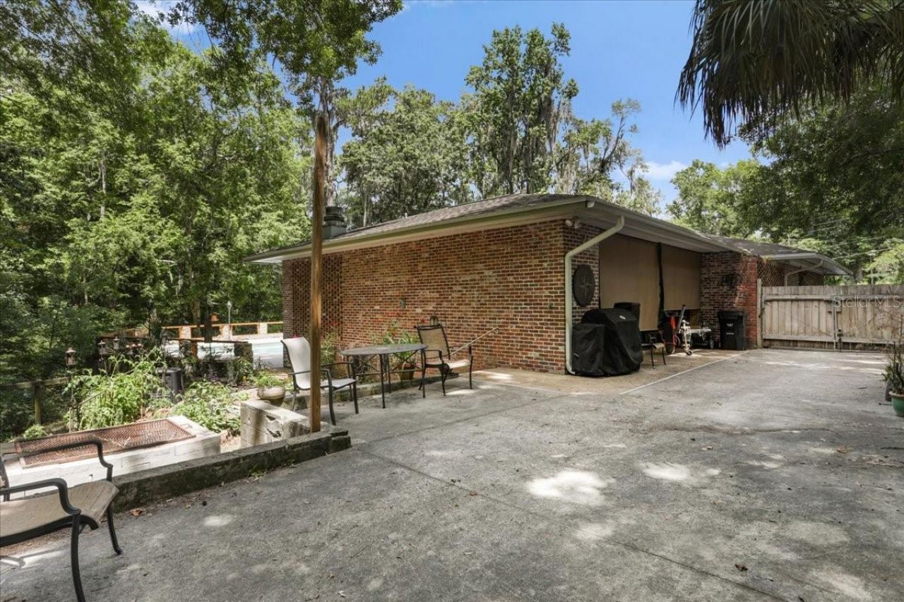 1915 NW 16th Avenue, Gainesville, FL 32605 Photo