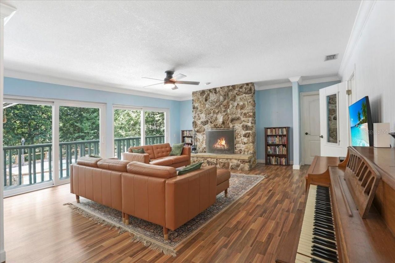 1915 NW 16th Avenue, Gainesville, FL 32605 Photo