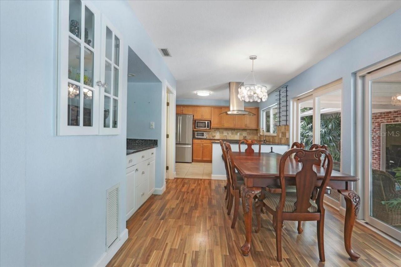 1915 NW 16th Avenue, Gainesville, FL 32605 Photo
