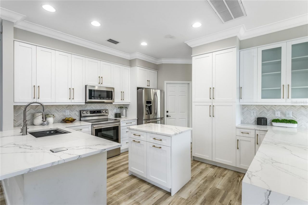 8518 Tidal Bay Lane, Tampa, FL 33635 Photo