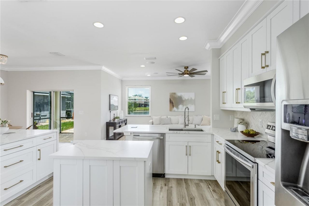 8518 Tidal Bay Lane, Tampa, FL 33635 Photo