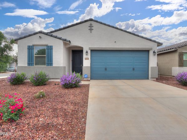 41575 W SAGUARO Drive, Maricopa, AZ 85138