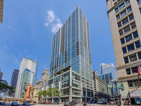 8 E Randolph Street , Unit 1803, Chicago, IL 60601