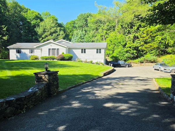 54 Allapartus Road, Ossining, NY 10562