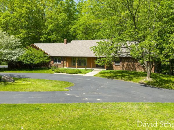 10225 River Shore Drive, Caledonia, MI 49316