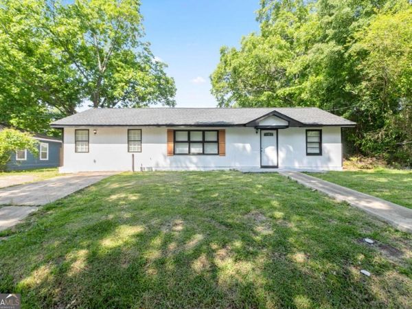 805 Pamela Drive, Griffin, GA 30224