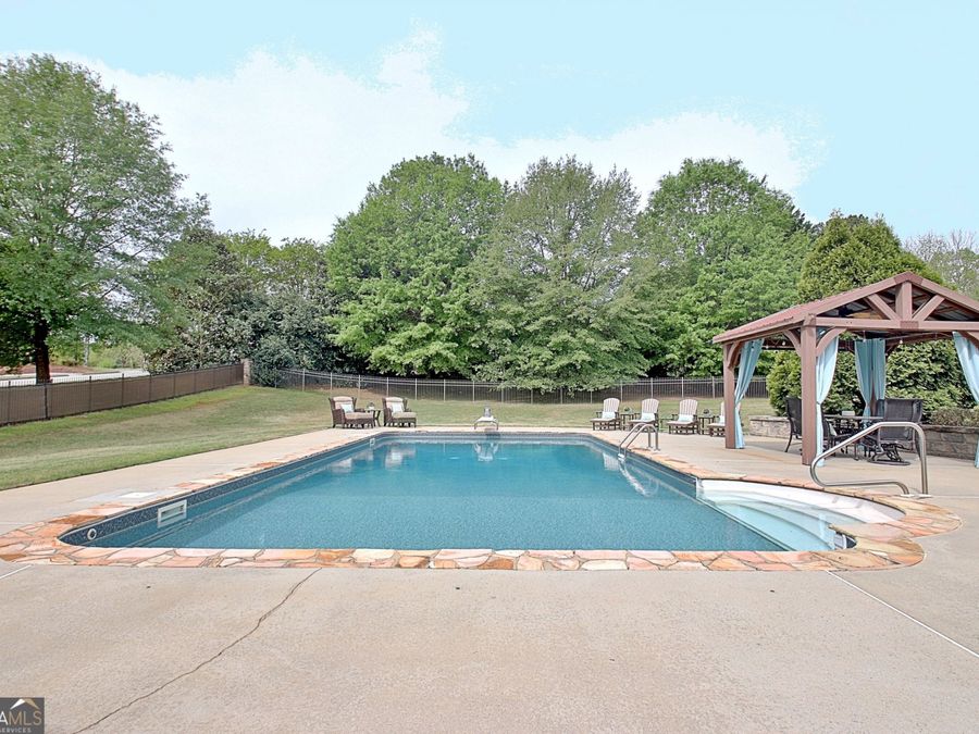 Property Image 125