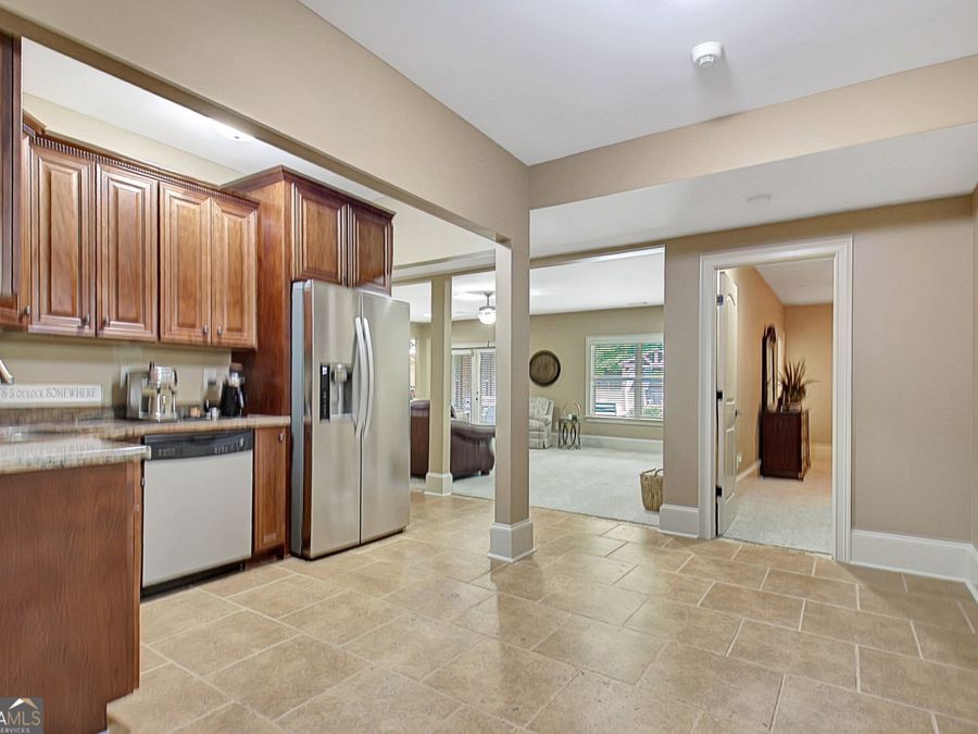 Property Image 95