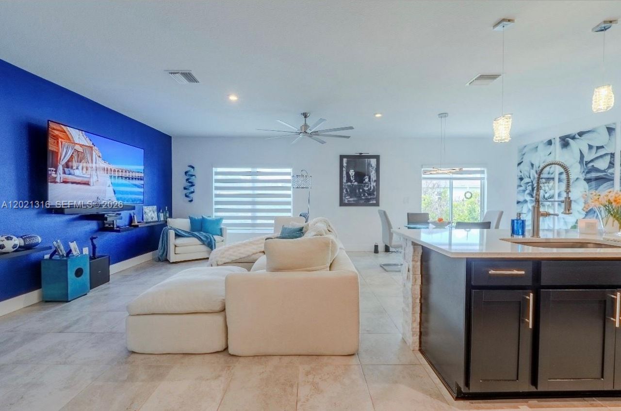 215 Raspberry Rd , Fort Pierce, FL 34981 Photo
