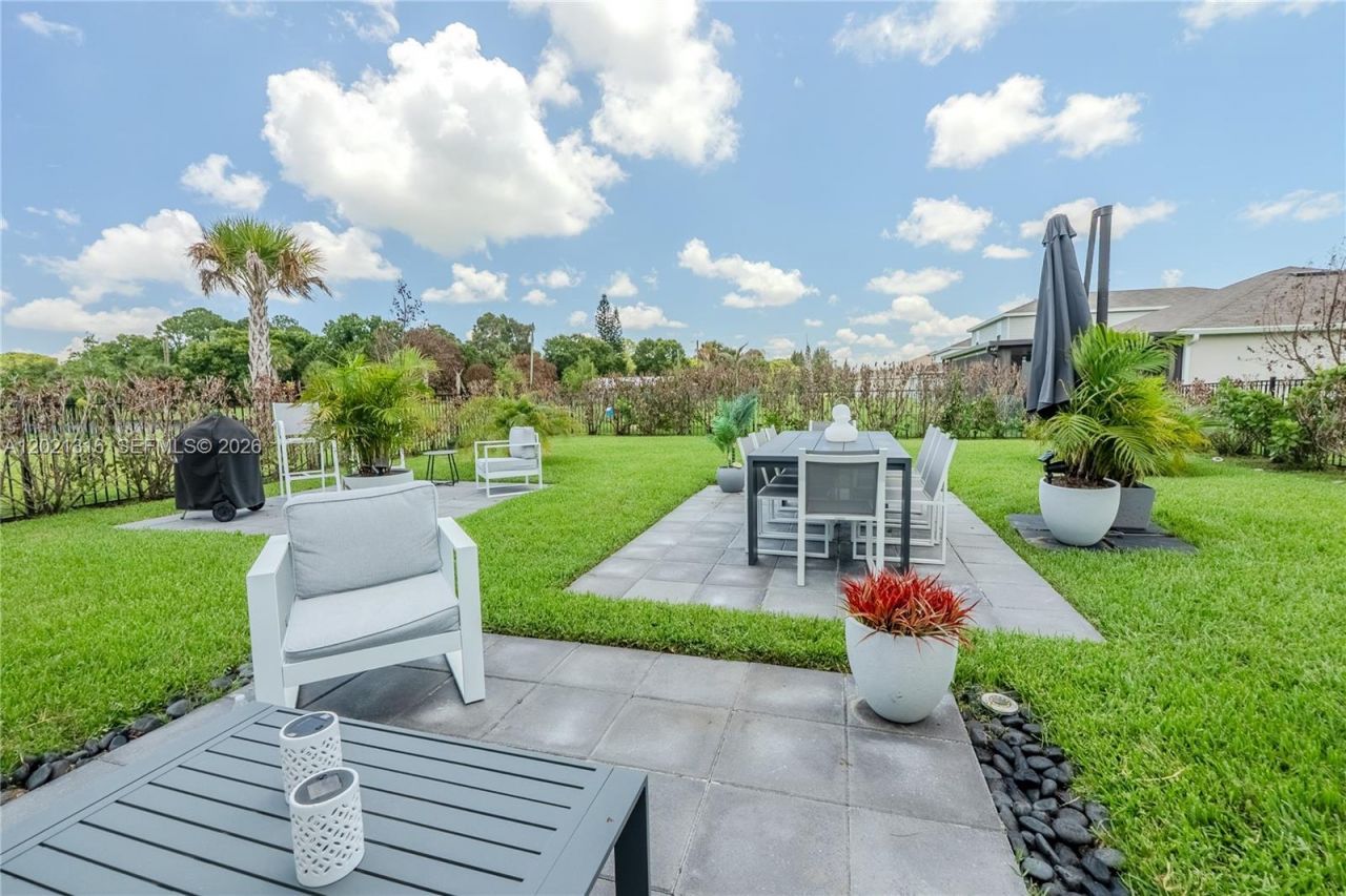 215 Raspberry Rd , Fort Pierce, FL 34981 Photo