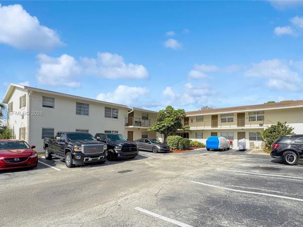 215 NW 25th St , Unit 6, Wilton Manors, FL 33311