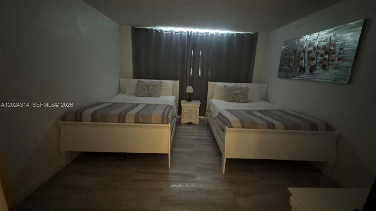 19370 Collins Ave , Unit 520, Sunny Isles Beach, FL 33160 Photo