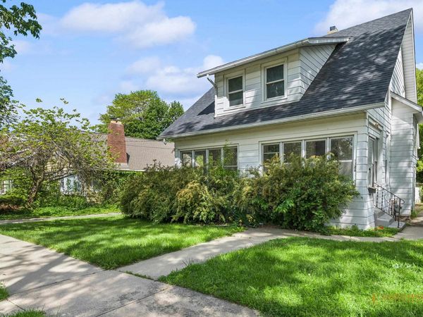 1326 Post Avenue, ROCKFORD, IL 61103
