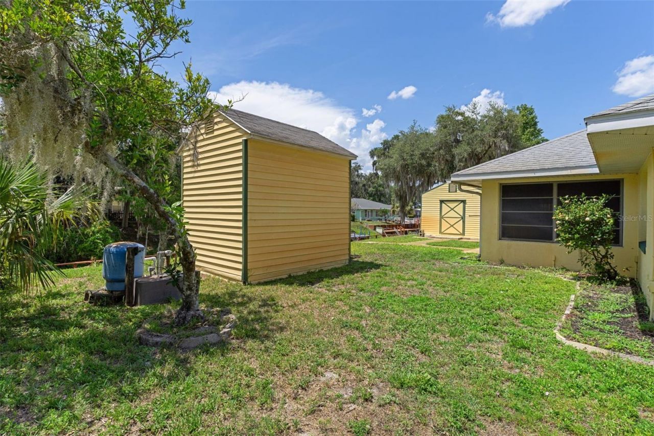 2472 Cr 447, Lake Panasoffkee, FL 33538 Photo