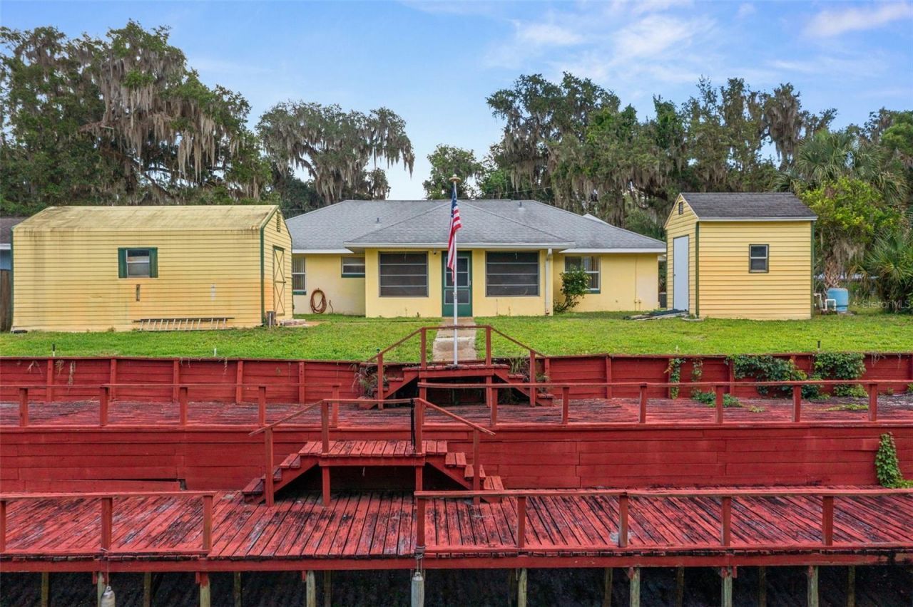2472 Cr 447, Lake Panasoffkee, FL 33538 Photo
