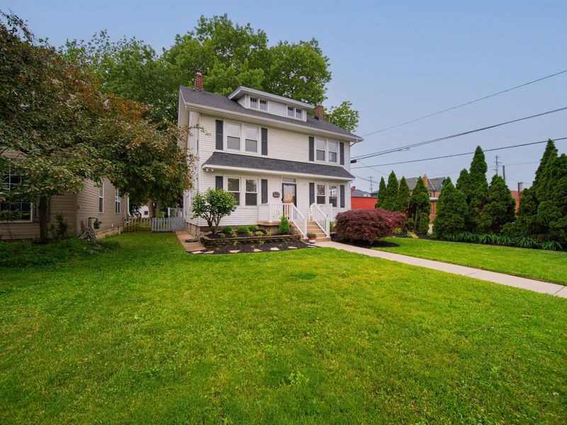 27 Garden Road , Columbus, OH 43214 Photo 4
