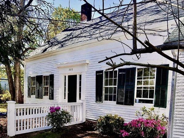 1015 Hortonville Rd, Swansea, MA 02777