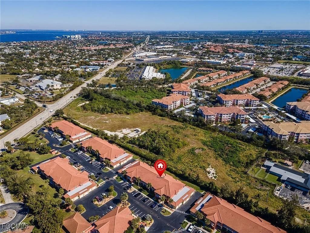 15989 Mandolin Bay Dr, Unit 204, Fort Myers, FL 33908 Photo