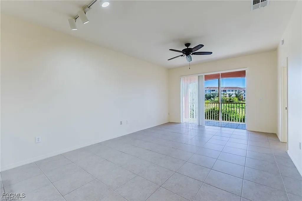 15989 Mandolin Bay Dr, Unit 204, Fort Myers, FL 33908 Photo