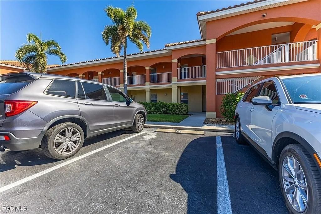 15989 Mandolin Bay Dr, Unit 204, Fort Myers, FL 33908 Photo