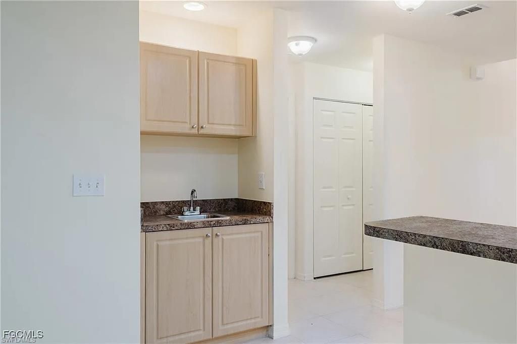15989 Mandolin Bay Dr, Unit 204, Fort Myers, FL 33908 Photo