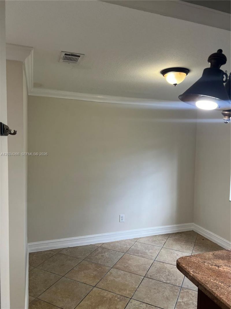 1126 NE 209th Ter , Miami, FL 33179 Photo
