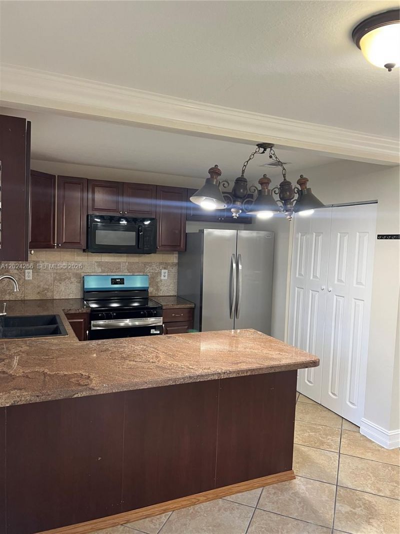 1126 NE 209th Ter , Miami, FL 33179 Photo