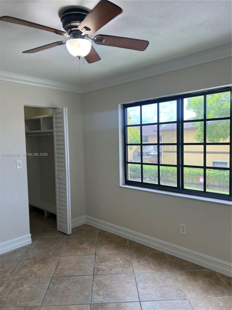 1126 NE 209th Ter , Miami, FL 33179 Photo