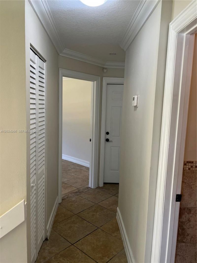 1126 NE 209th Ter , Miami, FL 33179 Photo
